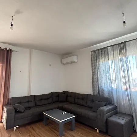 Lejlighed Xhymerti3 *