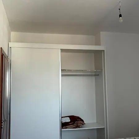 Xhymerti3 Lejlighed
